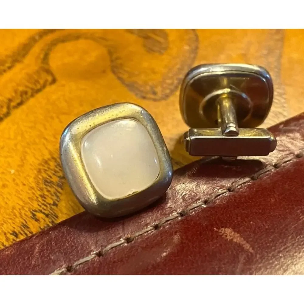 VTG Gold Tone Cufflinks, Lucite Inset